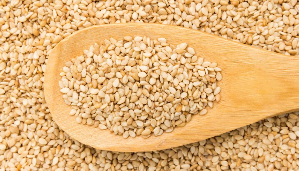 sesame-seeds-wooden-spoon